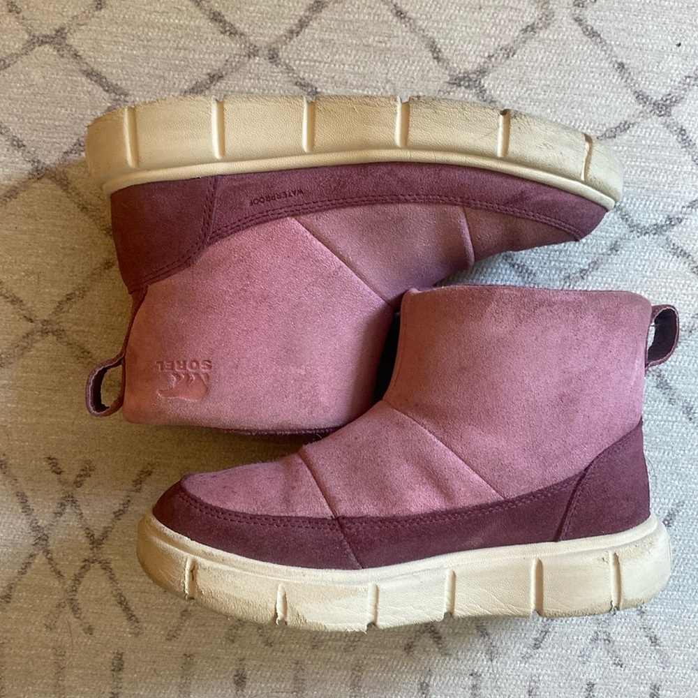 Sorel Explorer III Slip-On WP (Little Kid/Big Kid) Pink Size 3 Big Kid